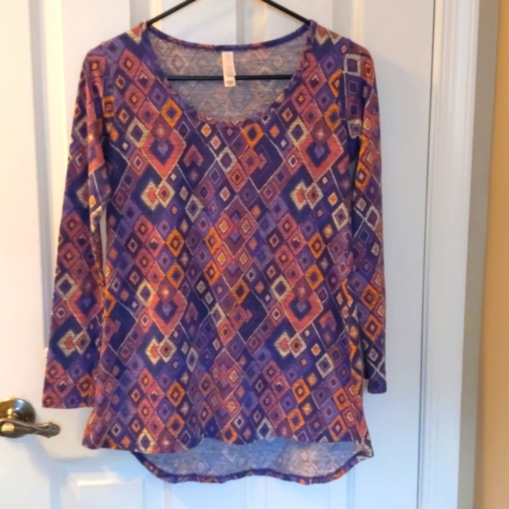 LuLaRoe Lynnae Long Sleeve Top . Size XXS